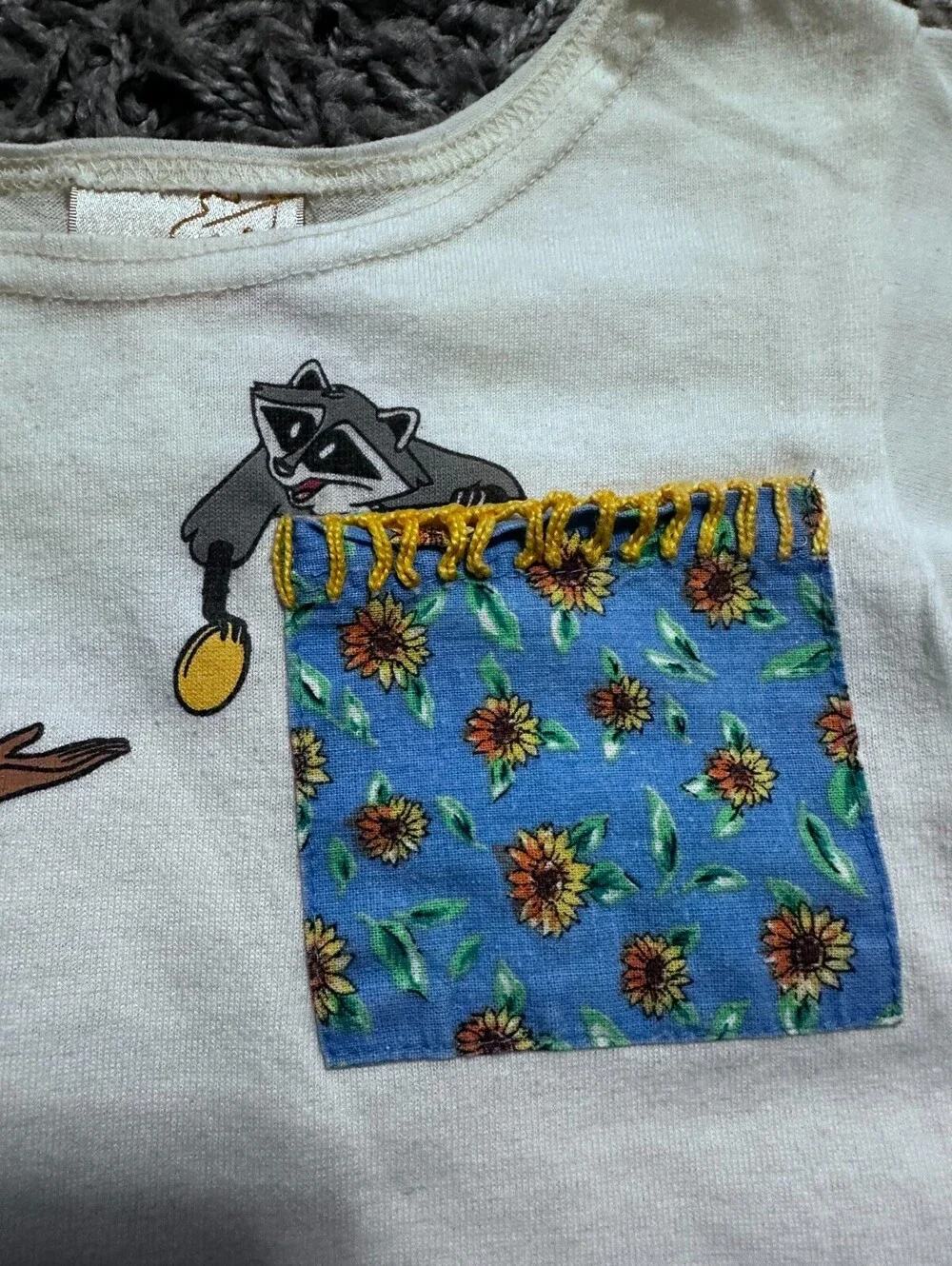 Pocahontas Vintage Baby Tee Shirt Embroidered Detail Size 3T